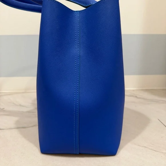 Elaine Turner Royal Blue Leather Tote with Removable Pouch - Picture 13 of 16
